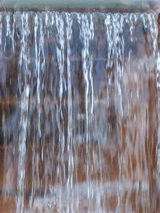 Wasserfall Brunnen