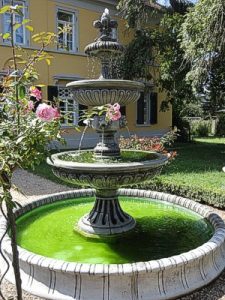 Unikat-Springbrunnen